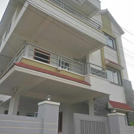 Misty Lake Guest House Hyderabad Esterno foto