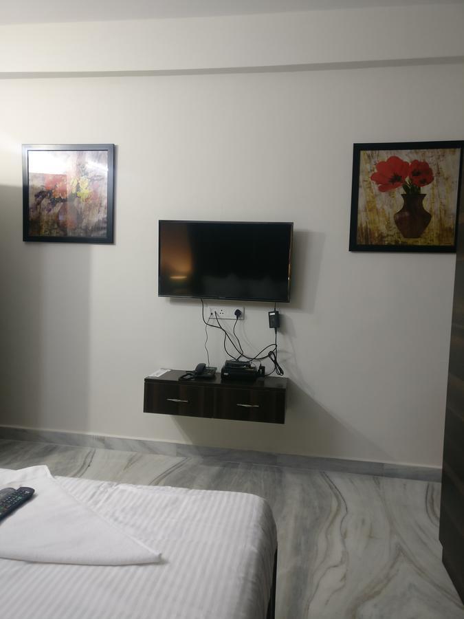 Misty Lake Guest House Hyderabad Esterno foto