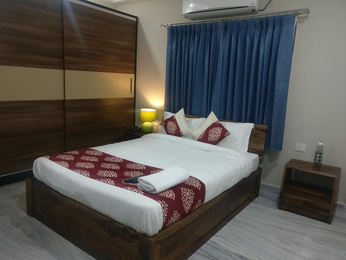 Misty Lake Guest House Hyderabad Esterno foto