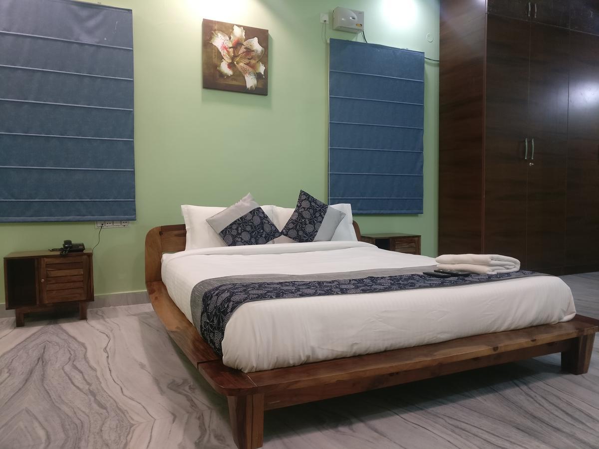 Misty Lake Guest House Hyderabad Esterno foto