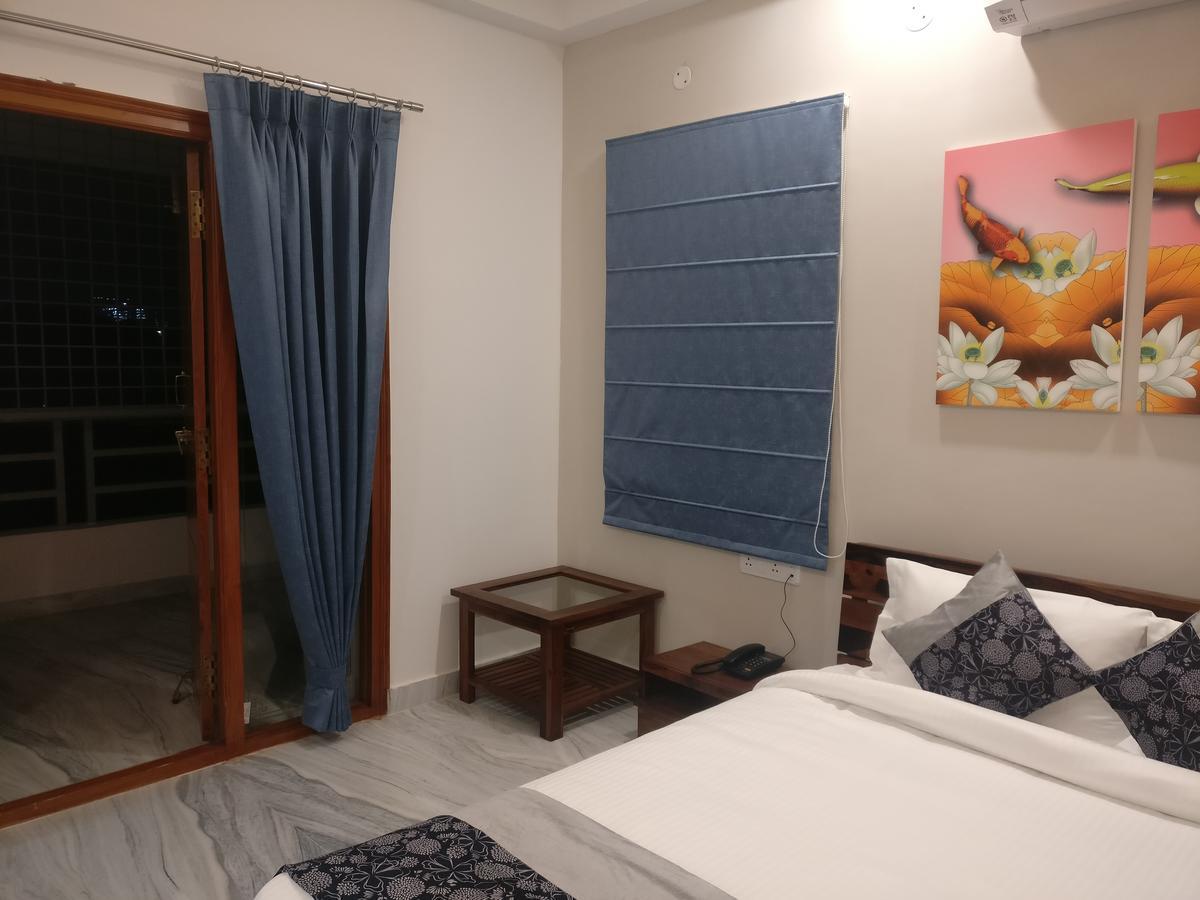 Misty Lake Guest House Hyderabad Esterno foto